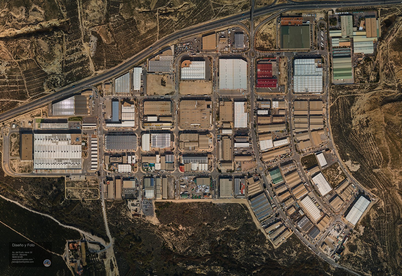 Fotografia aerea con dron alicante poligono industrial atalayas diseño y foto