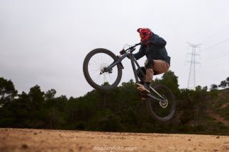 Fotografía deportiva evento downhill dh descenso la fenasosa bike park diseño y foto fotografo alicante