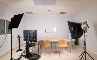Graba tus cursos, podcasts o entrevistas en estudio profesional en Alicante